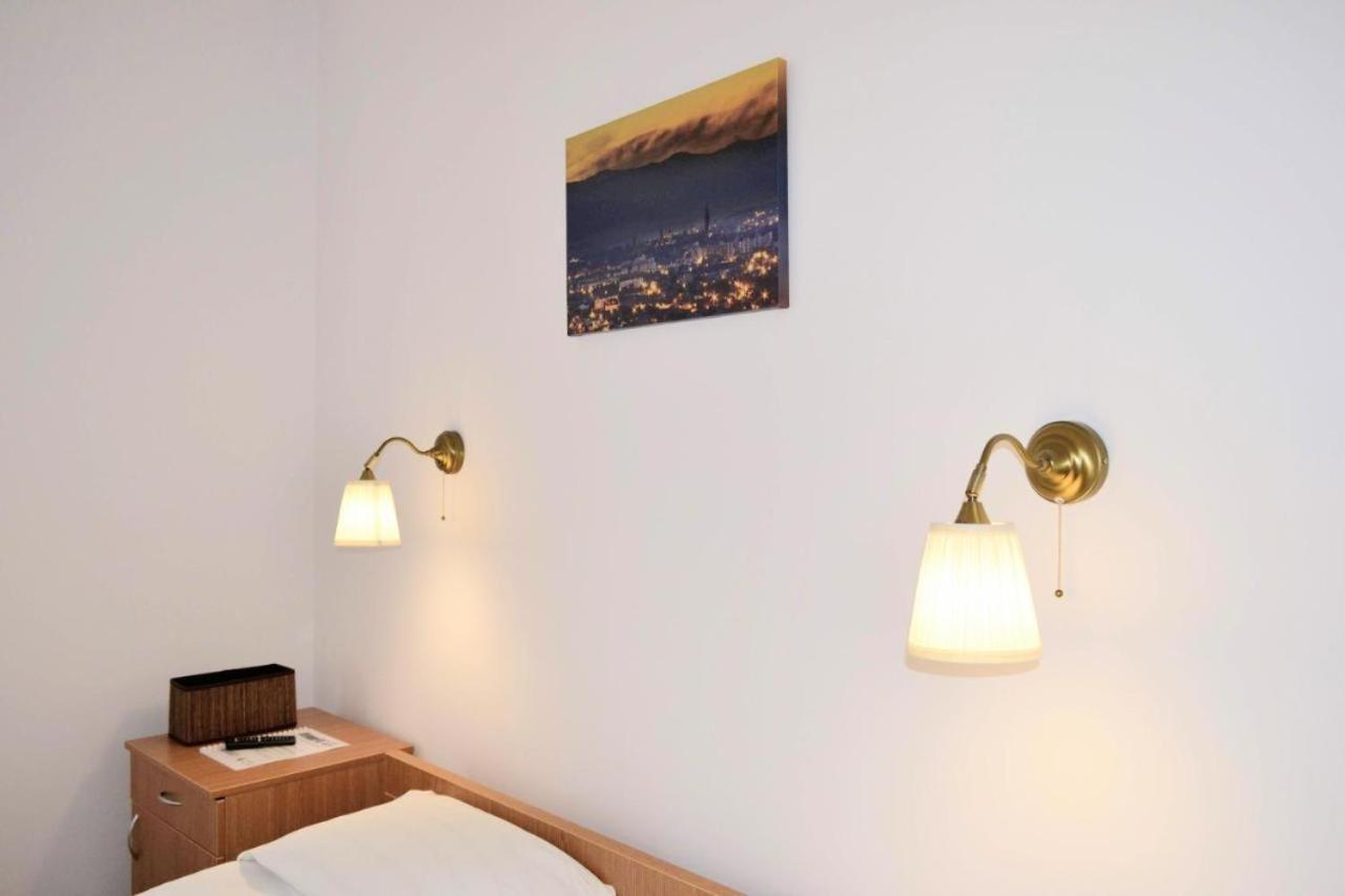 Twins Boutique Korsy Apartment Sibiu Bagian luar foto